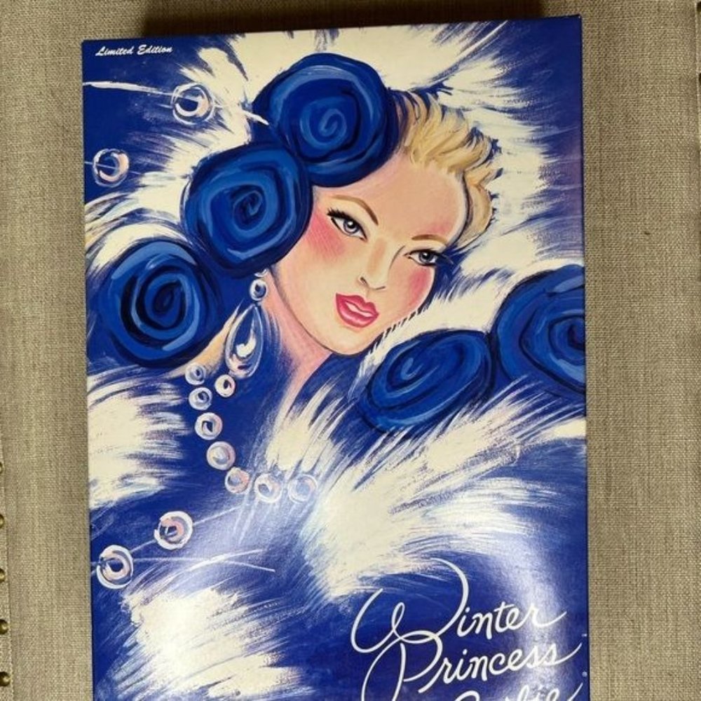 Barbie Winter Princess 1993 Collectable Never taken out of box. Mint con… - Picture 6 of 6